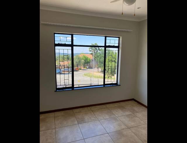 164M² OFFICE TO LET IN MORELETA PARK